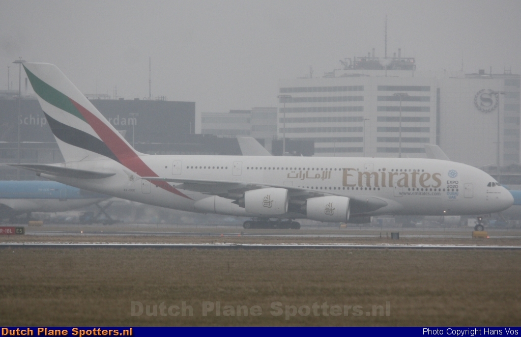 A6-EEE Airbus A380-800 Emirates by Hans Vos