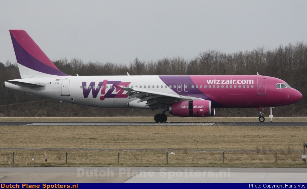 HA-LPR Airbus A320 Wizz Air by Hans Vos