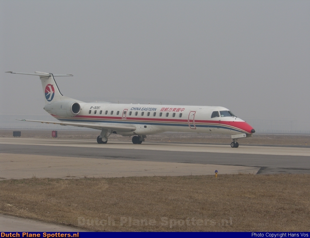 B-3051 Embraer 145 China Eastern Airlines by Hans Vos