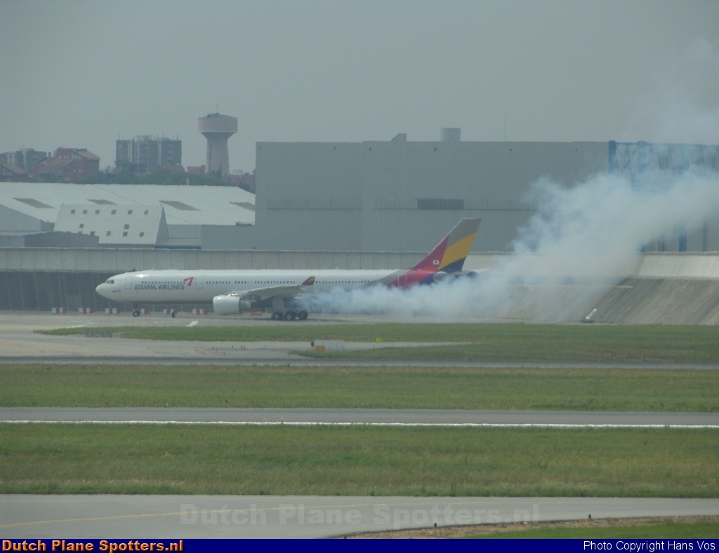 F-WWYZ Airbus A330-300 Asiana Airlines by Hans Vos