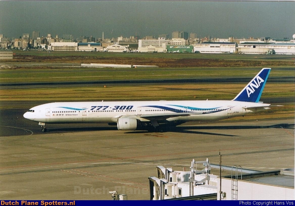 JA751A Boeing 777-300 All Nippon Airlines by Hans Vos