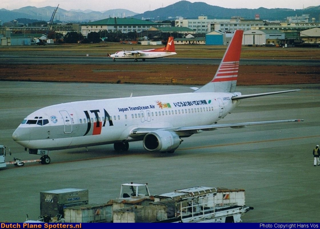 JA8523 Boeing 737-400 Japan Transocean Air by Hans Vos