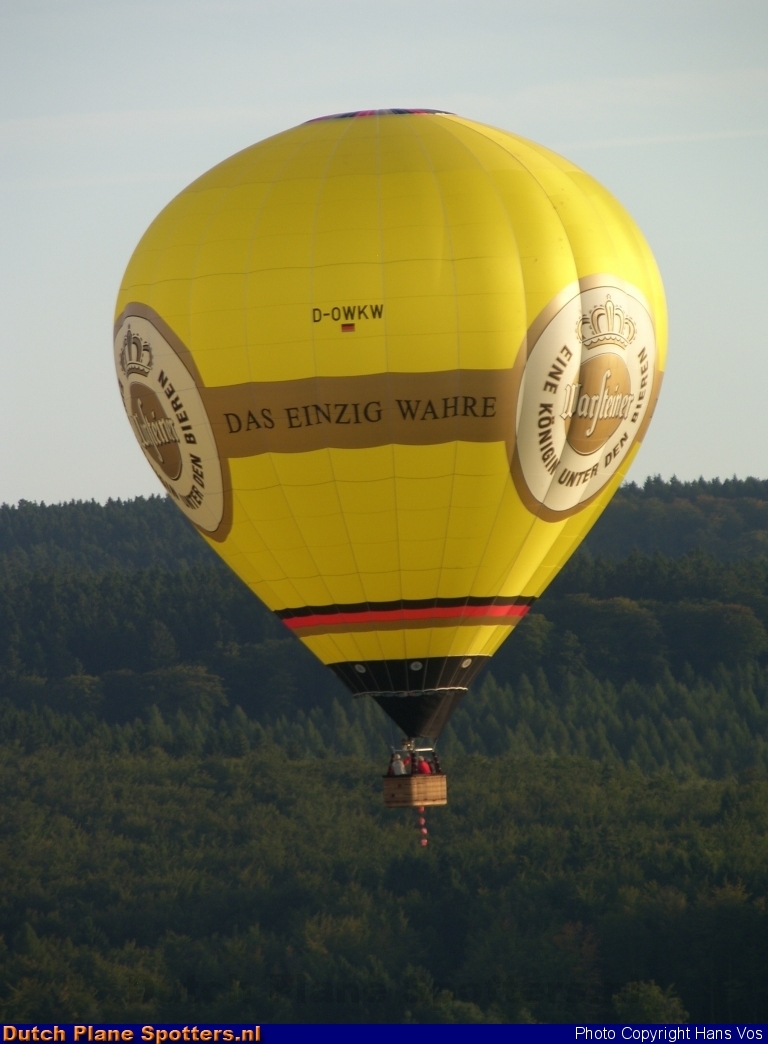 D-OWKW Fireballoon Warsteiner by Hans Vos
