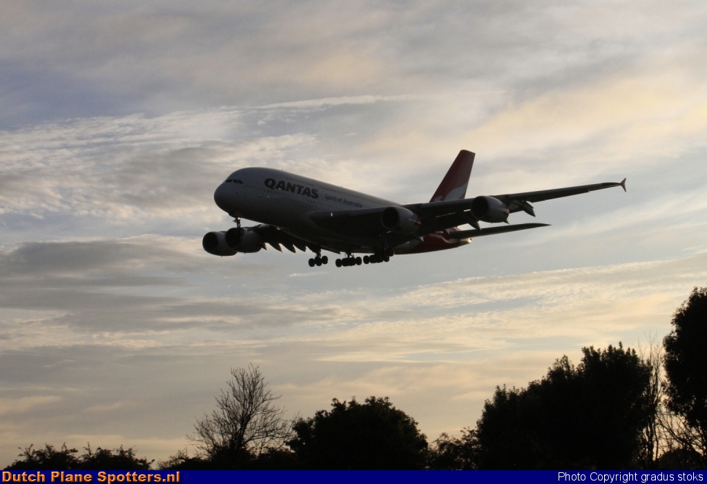 VH-OQE Airbus A380-800 Qantas by gradus stoks