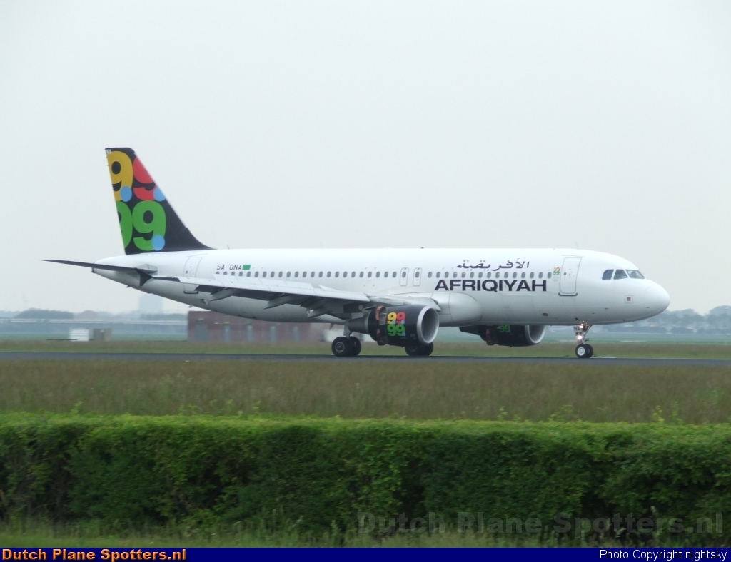5A-ONA Airbus A320 Afriqiyah Airways by nightsky