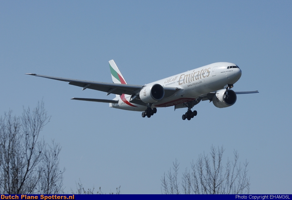 A6-EWI Boeing 777-200 Emirates by EHAM36L
