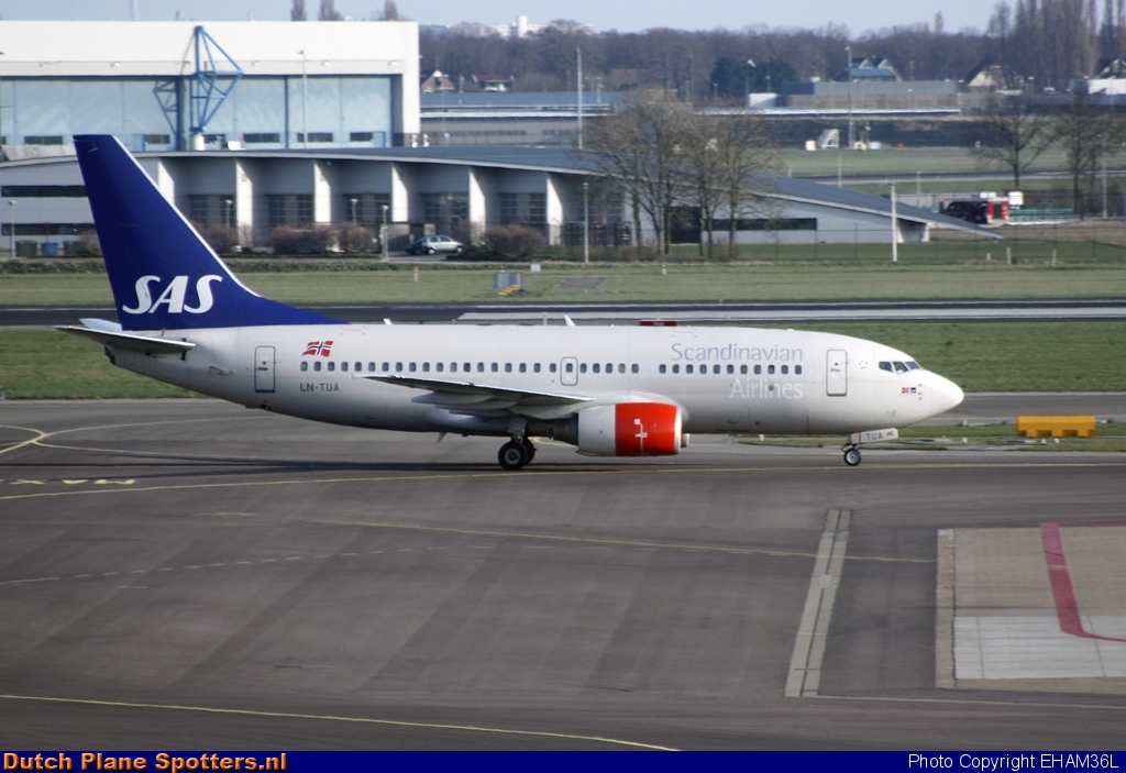 LN-TUA Boeing 737-700 SAS Scandinavian Airlines by EHAM36L