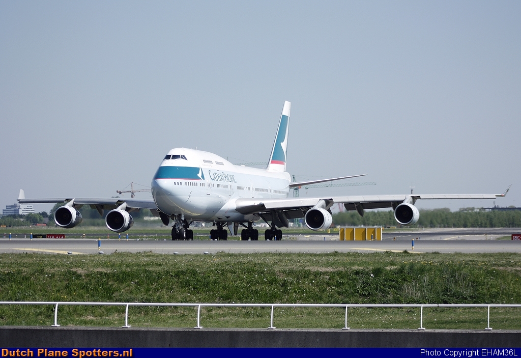 B-HUE Boeing 747-400 Cathay Pacific by EHAM36L