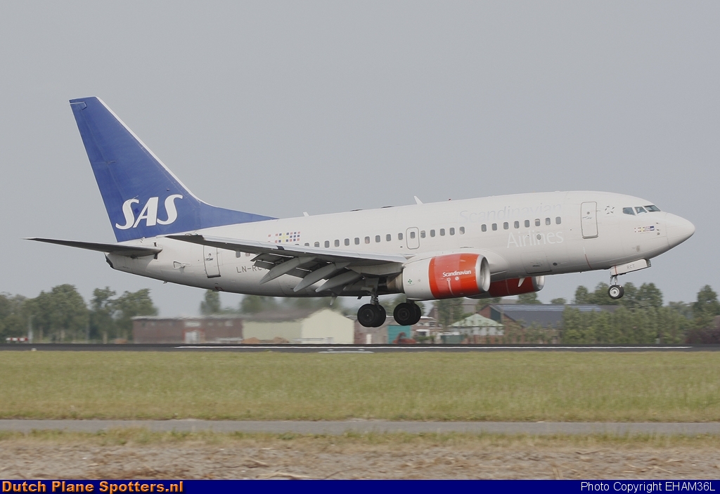 LN-RCT Boeing 737-600 SAS Scandinavian Airlines by EHAM36L