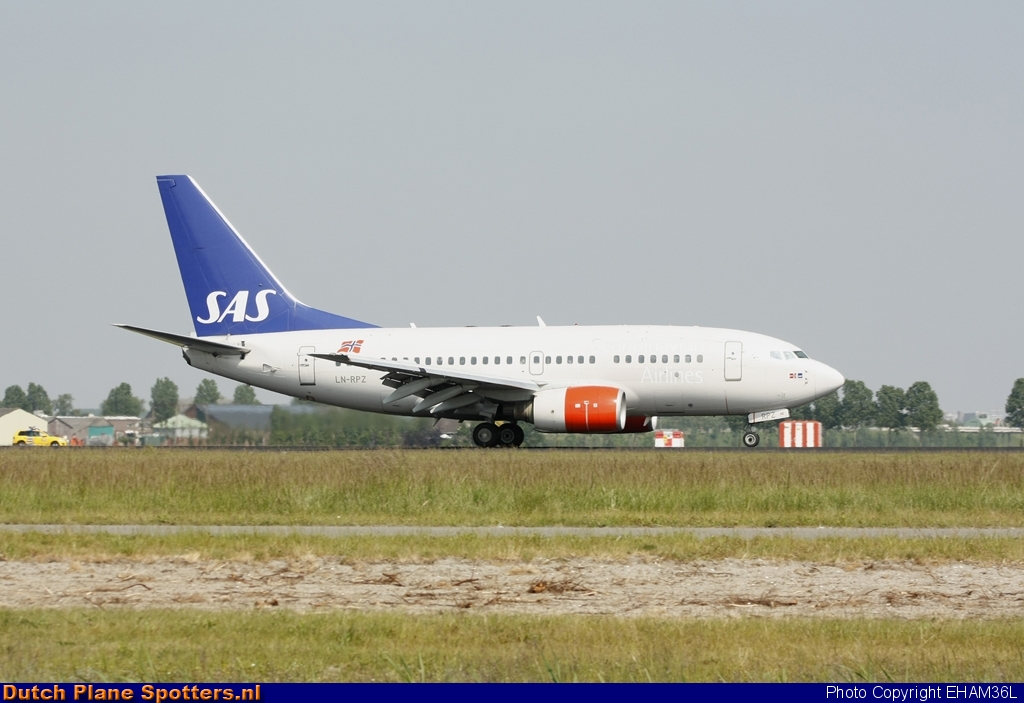 LN-RPZ Boeing 737-600 SAS Scandinavian Airlines by EHAM36L