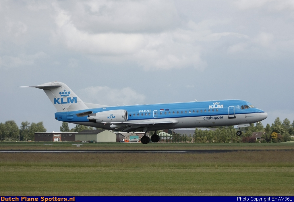 PH-KZM Fokker 70 KLM Cityhopper by EHAM36L