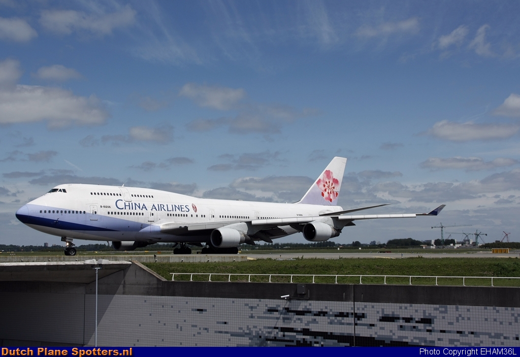 B-18206 Boeing 747-400 China Airlines by EHAM36L