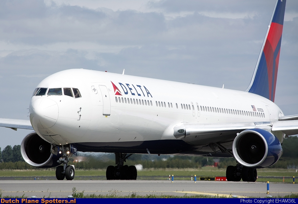 N191DN Boeing 767-300 Delta Airlines by EHAM36L
