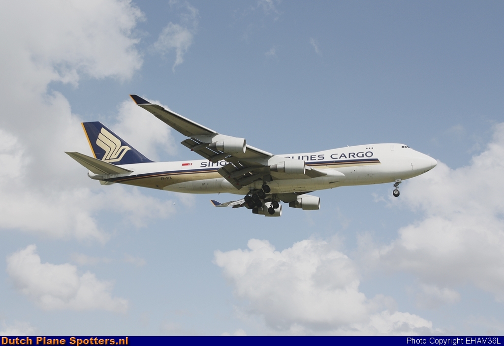 9V-SFL Boeing 747-400 Singapore Airlines Cargo by EHAM36L