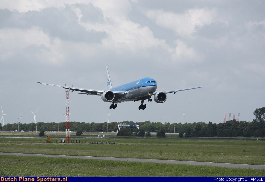 PH-BVF Boeing 777-300 KLM Royal Dutch Airlines by EHAM36L