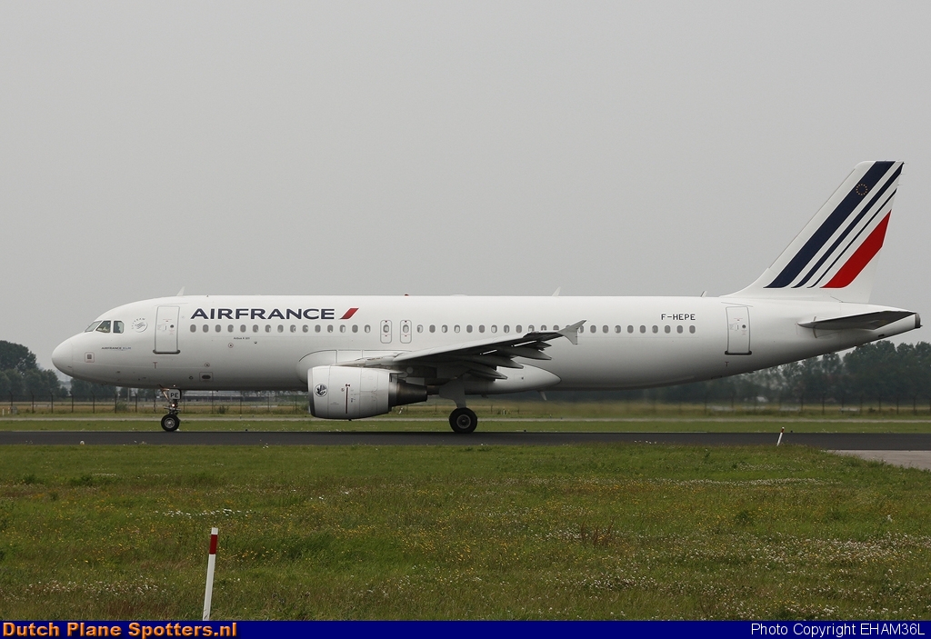 F-HEPE Airbus A320 Air France by EHAM36L