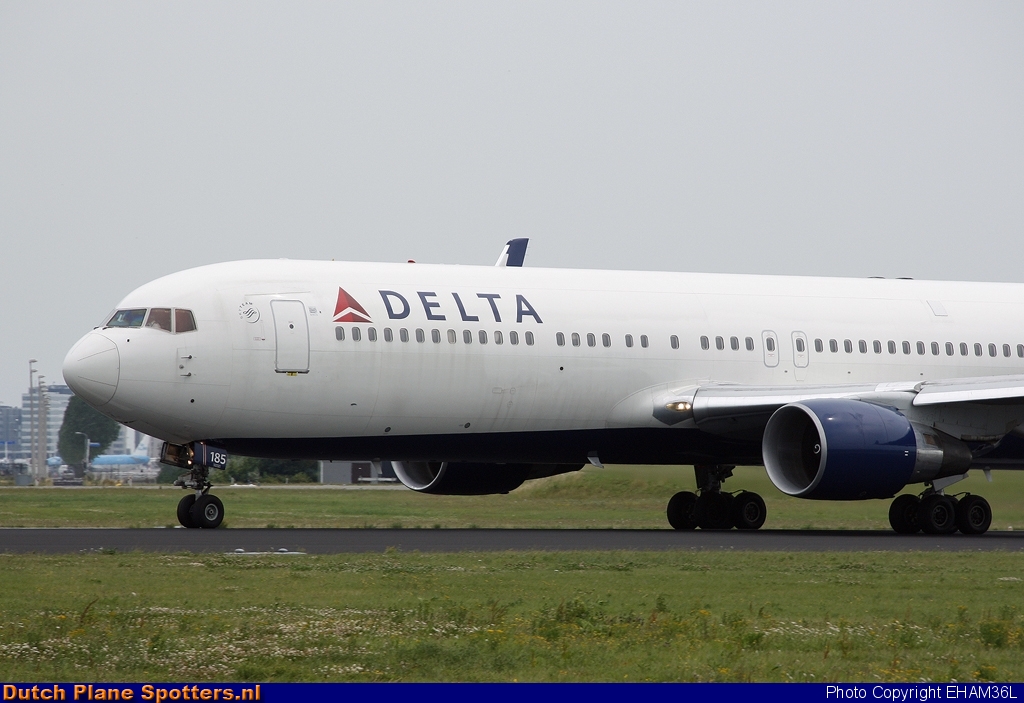 N185DN Boeing 767-300 Delta Airlines by EHAM36L