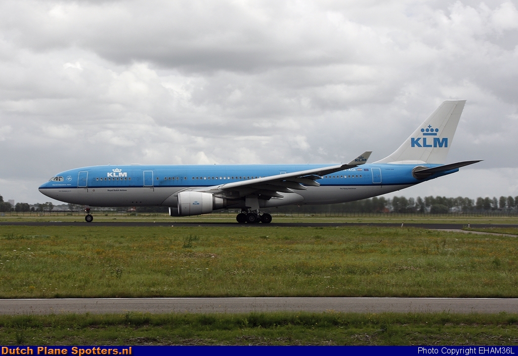 PH-AOI Airbus A330-200 KLM Royal Dutch Airlines by EHAM36L