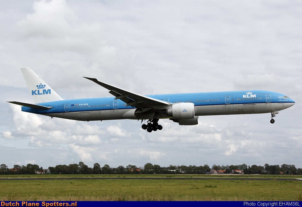 PH-BVB Boeing 777-300 KLM Royal Dutch Airlines by EHAM36L
