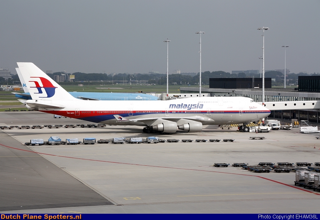 9M-MPF Boeing 747-400 Malaysia Airlines by EHAM36L