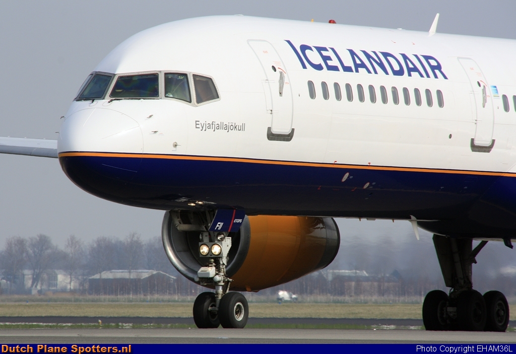 TF-FII Boeing 757-200 Icelandair by EHAM36L