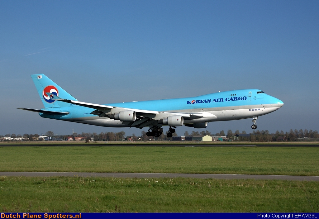 HL7438 Boeing 747-400 Korean Air Cargo by EHAM36L