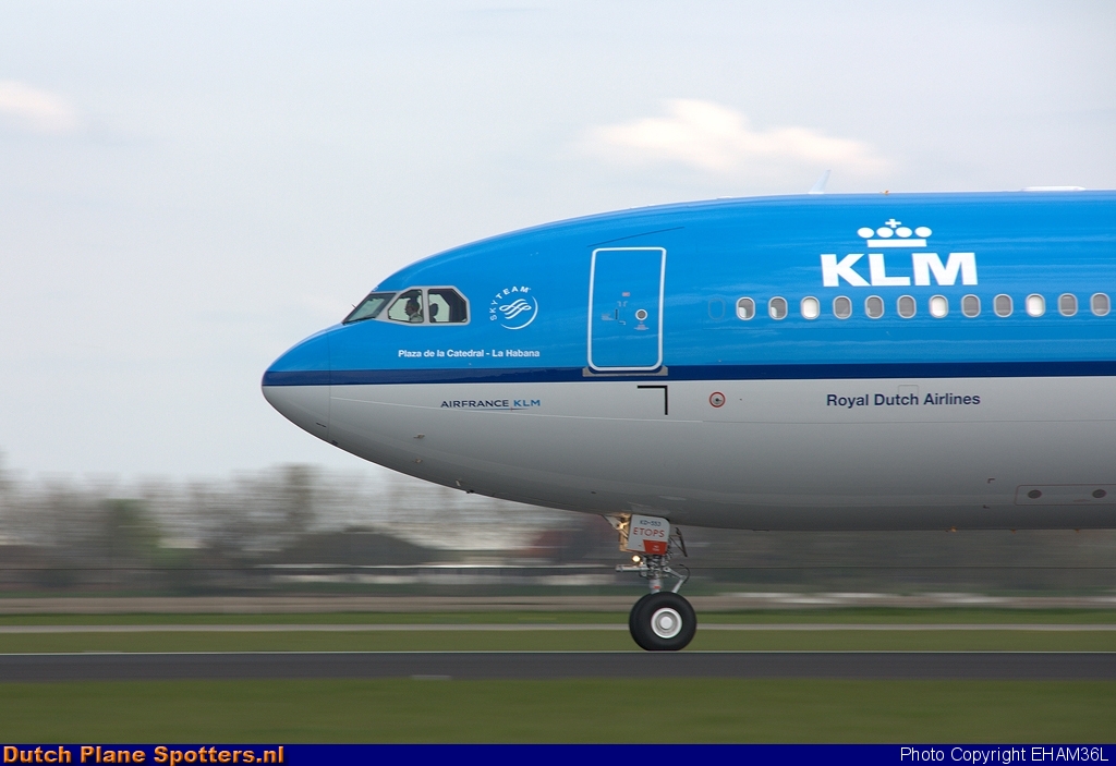 PH-AKD Airbus A330-300 KLM Royal Dutch Airlines by EHAM36L