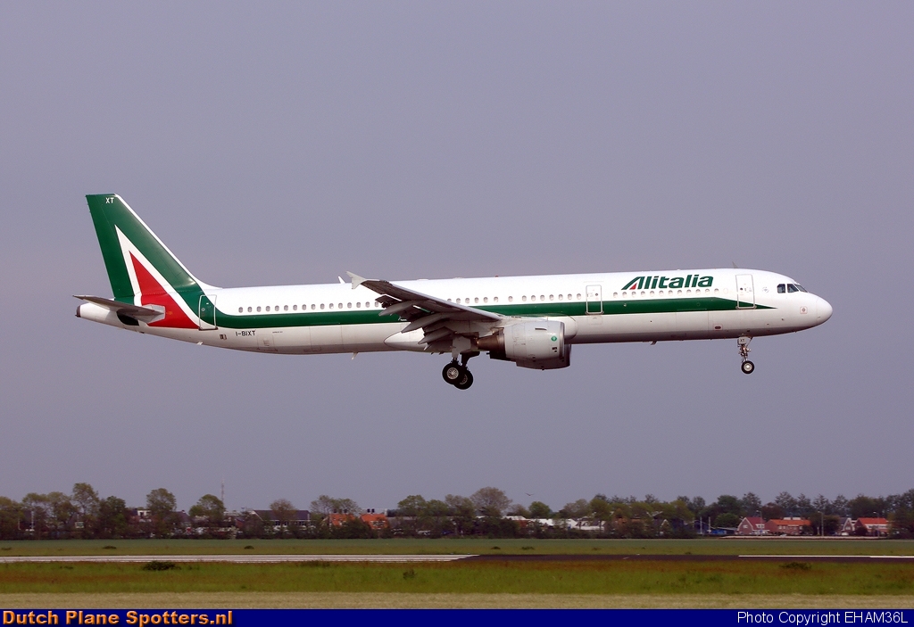 I-BIXT Airbus A321 Alitalia by EHAM36L