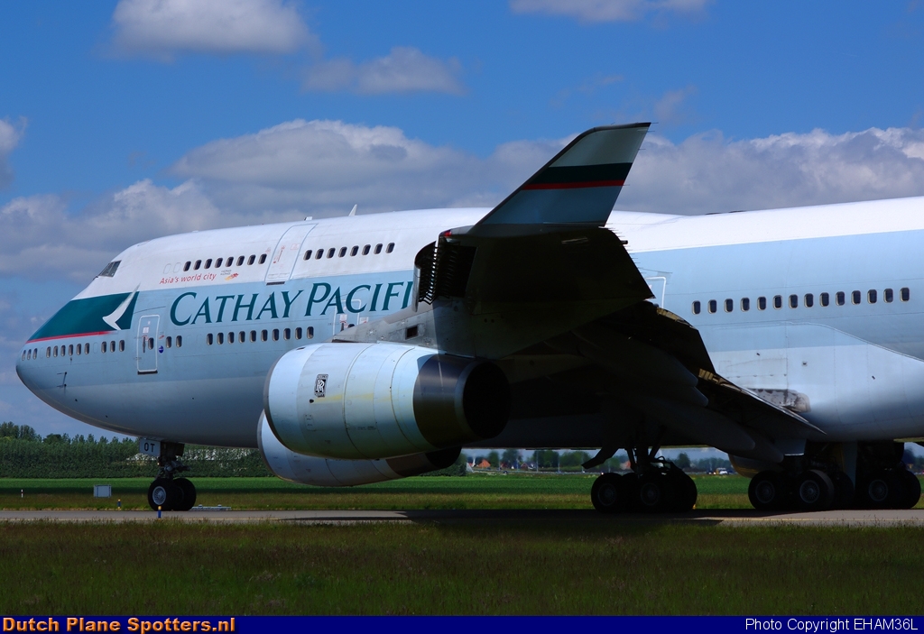 B-HOT Boeing 747-400 Cathay Pacific by EHAM36L