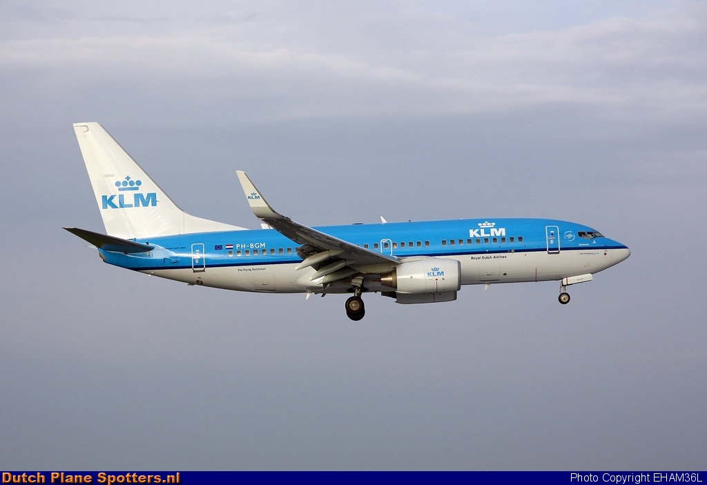 PH-BGM Boeing 737-700 KLM Royal Dutch Airlines by EHAM36L