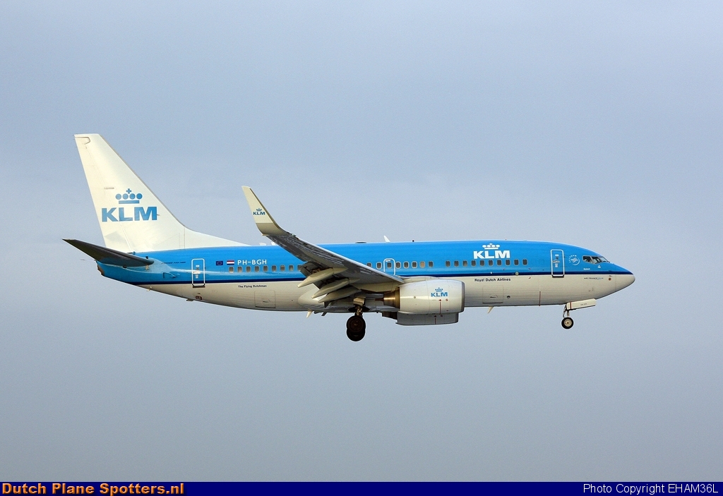 PH-BGH Boeing 737-700 KLM Royal Dutch Airlines by EHAM36L