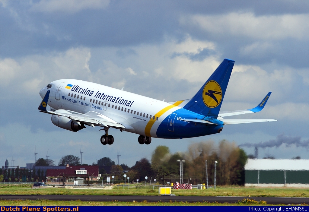 UR-GAS Boeing 737-500 Ukraine International Airlines by EHAM36L