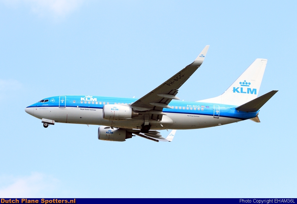 PH-BGG Boeing 737-700 KLM Royal Dutch Airlines by EHAM36L