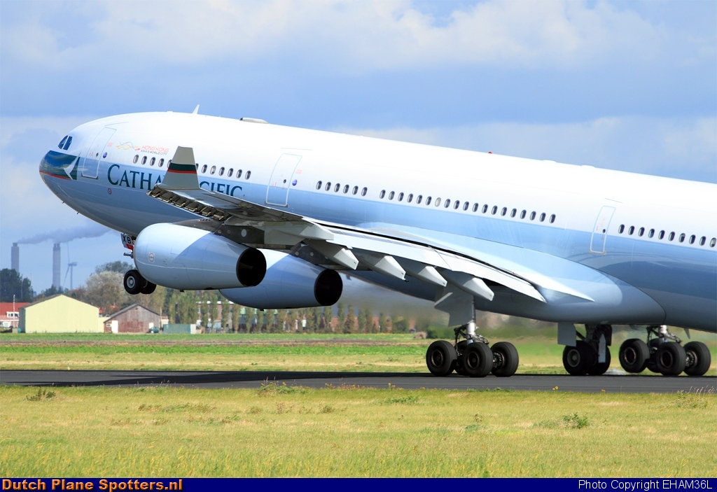 B-HXB Airbus A340-300 Cathay Pacific by EHAM36L