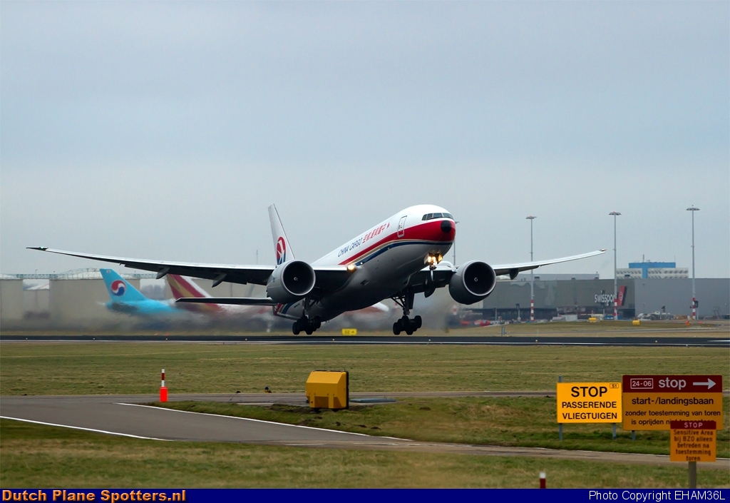 B-2082 Boeing 777-F China Cargo Airlines by EHAM36L