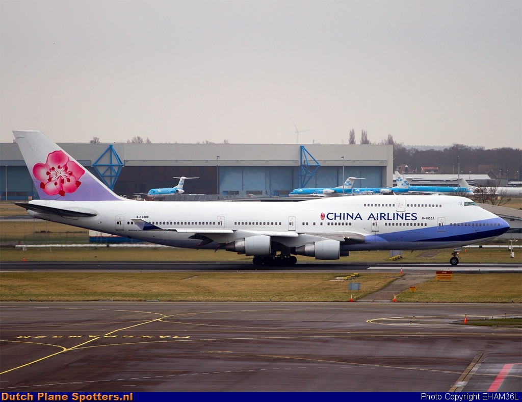 B-18202 Boeing 747-400 China Airlines by EHAM36L