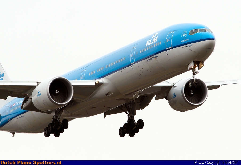 PH-BVG Boeing 777-300 KLM Royal Dutch Airlines by EHAM36L