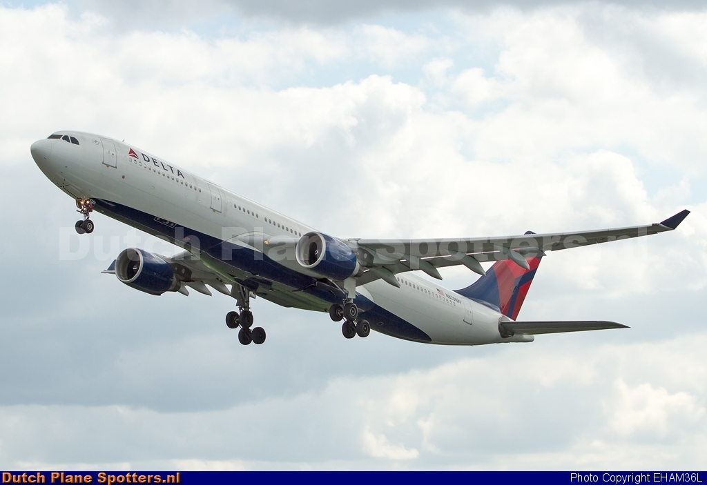 N820NW Airbus A330-300 Delta Airlines by EHAM36L