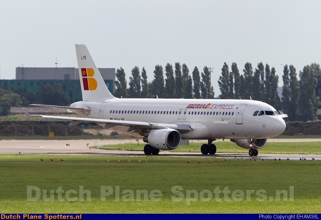 EC-LYE Airbus A320 Iberia Express by EHAM36L