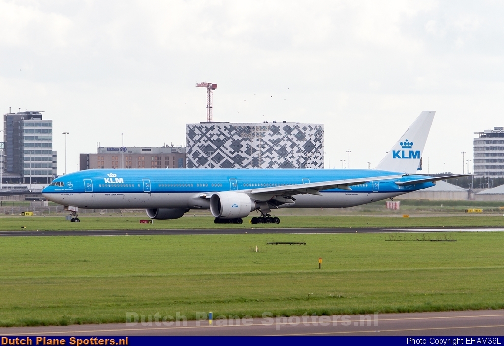 PH-BVK Boeing 777-300 KLM Royal Dutch Airlines by EHAM36L