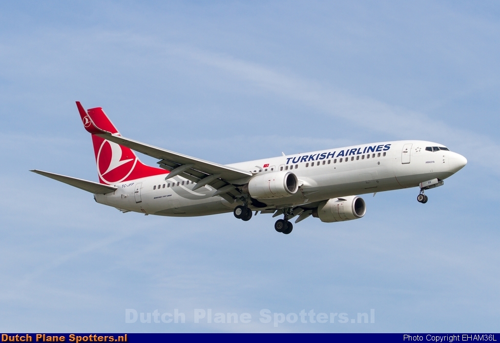 TC-JFP Boeing 737-800 Turkish Airlines by EHAM36L
