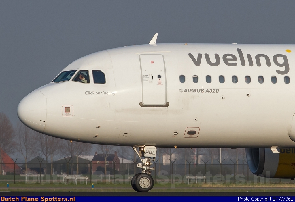 EC-HQL Airbus A320 Vueling.com by EHAM36L
