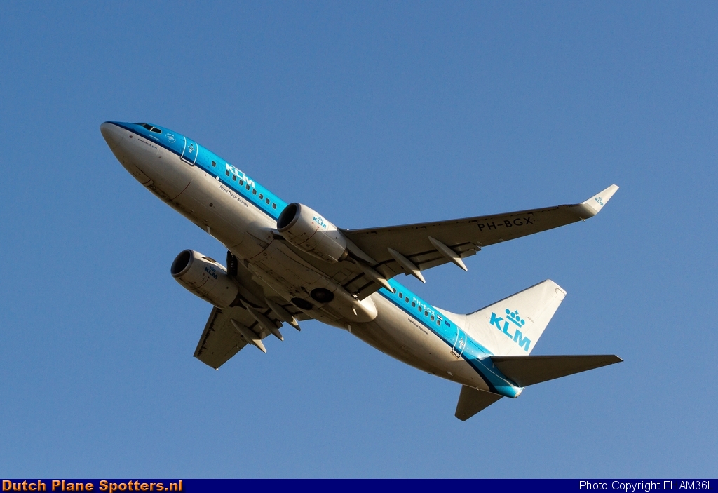 PH-BGX Boeing 737-700 KLM Royal Dutch Airlines by EHAM36L