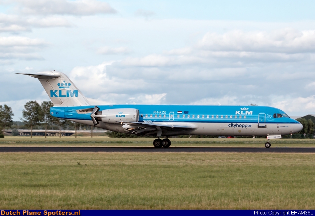 PH-KZE Fokker 70 KLM Cityhopper by EHAM36L