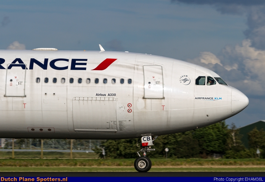 F-GZCB Airbus A330-200 Air France by EHAM36L