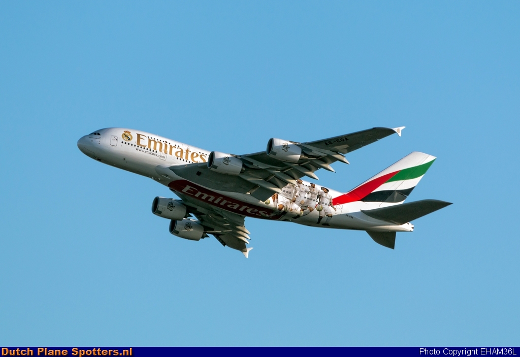 A6-EOA Airbus A380-800 Emirates by EHAM36L