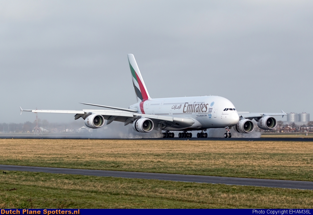A6-EON Airbus A380-800 Emirates by EHAM36L