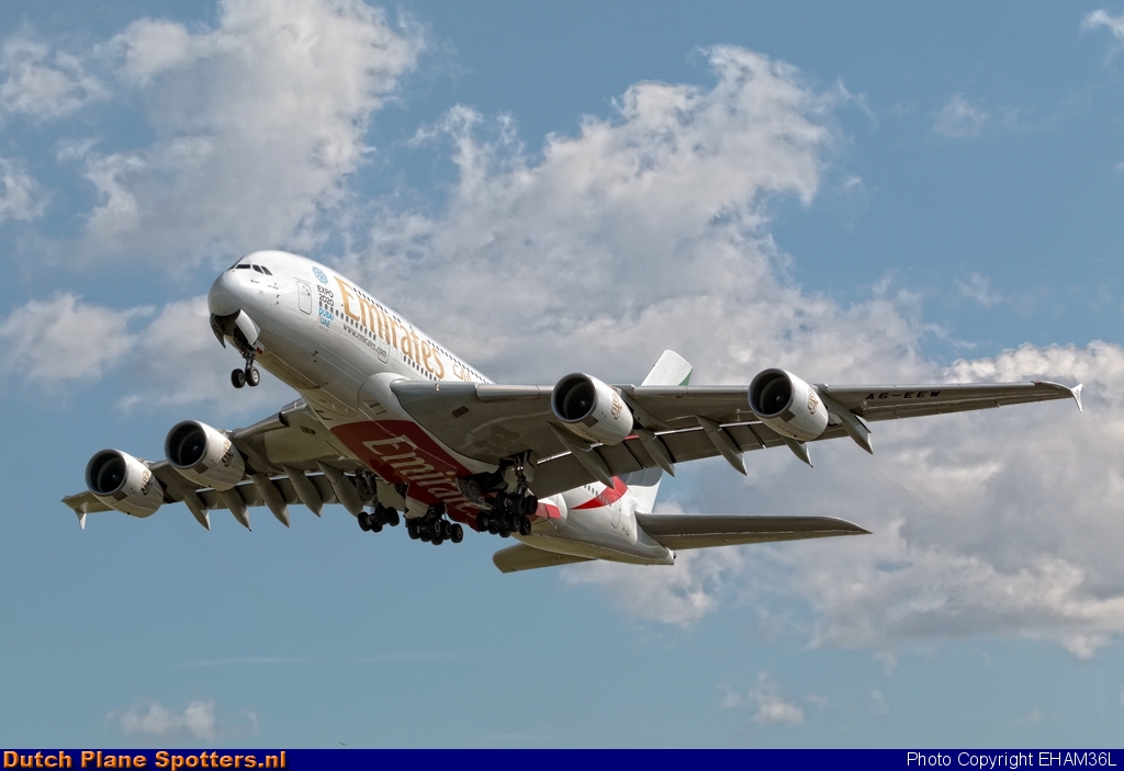 A6-EEW Airbus A380-800 Emirates by EHAM36L