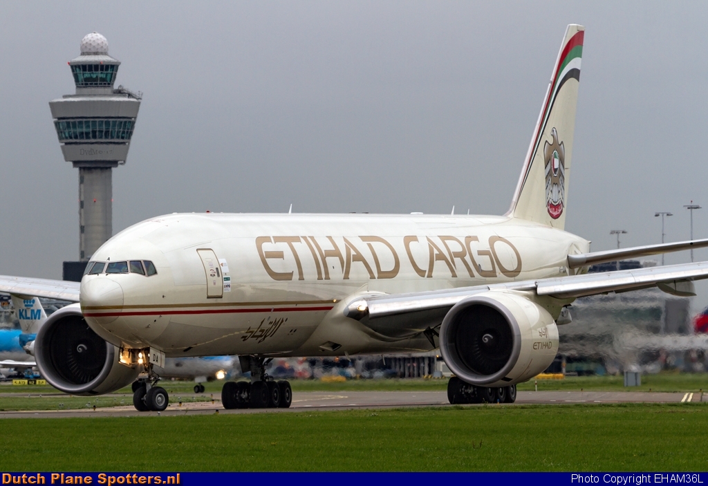 A6-DDA Boeing 777-F Etihad Cargo by EHAM36L