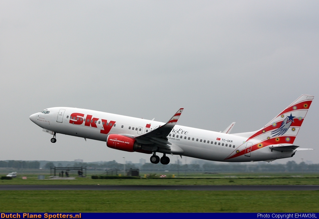 TC-SKR Boeing 737-800 Sky Airlines by EHAM36L